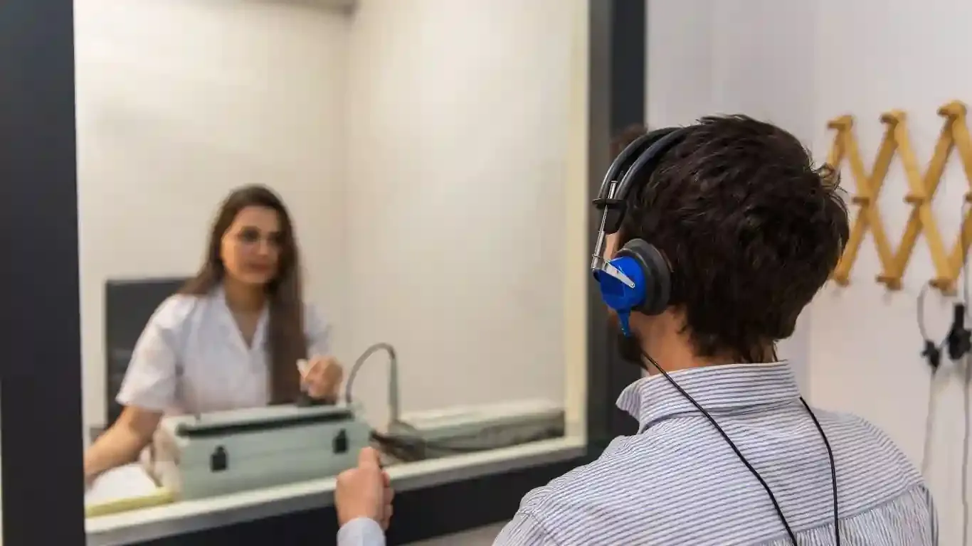 Audiometría con cabina silente